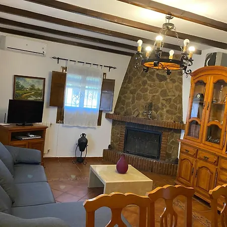 Olivar El Pino Holiday home Ronda